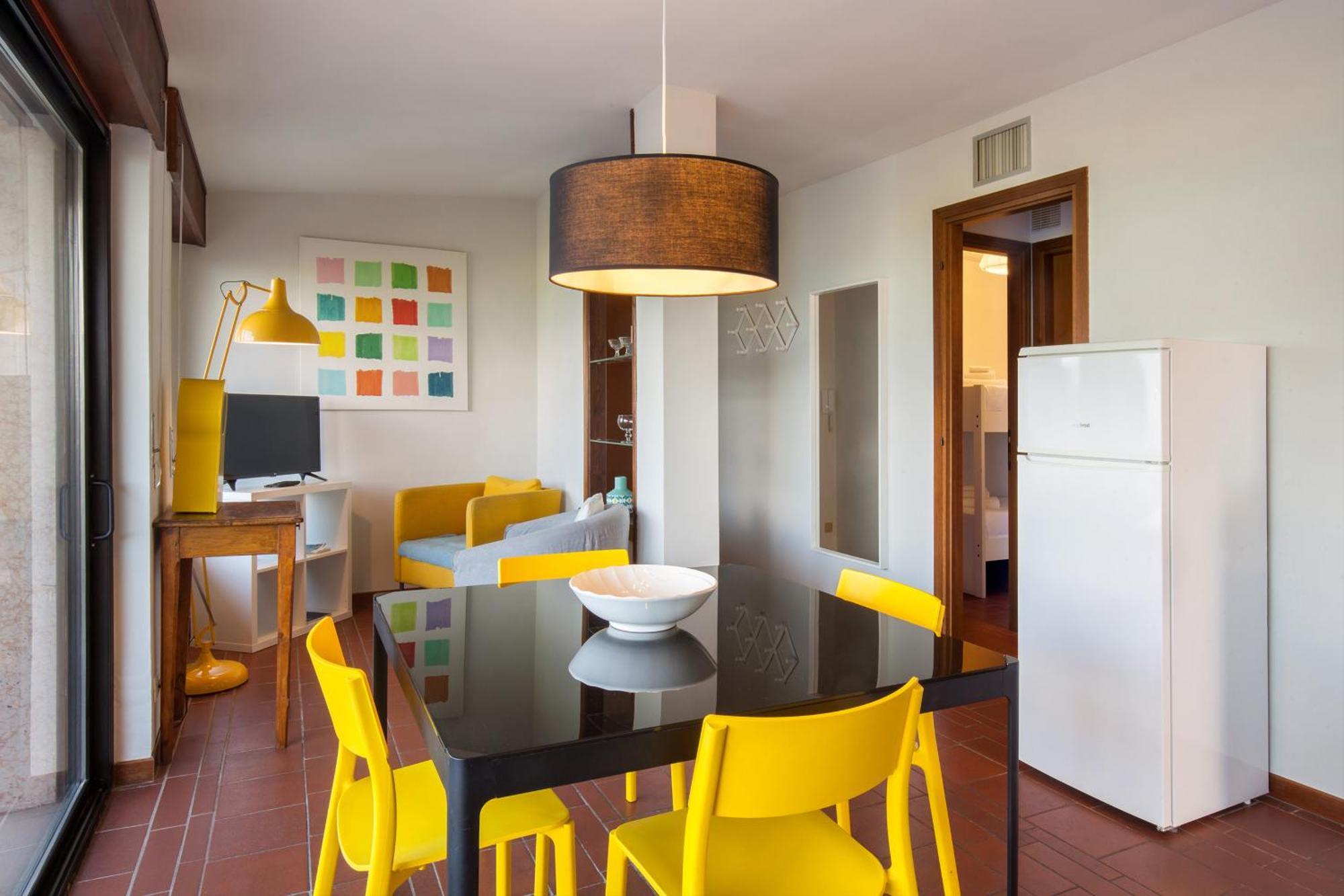 Ferienwohnung Watercolor Loft Torri Del Benaco Exterior foto